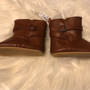Old Navy Tan Kids Boots with Buckle